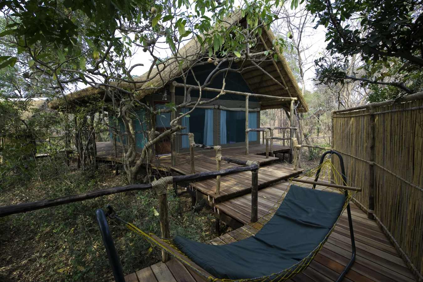Mvuu lodge room - Explore the highlights of Malawi