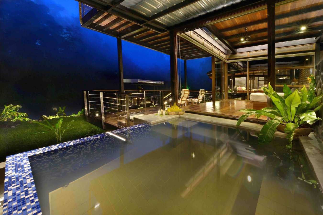 Double Storey Premium Villa - Borneo Rainforest Lodge