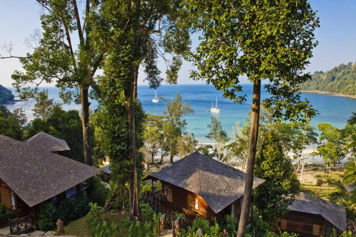 Villas - Bunga Raya Island Resort