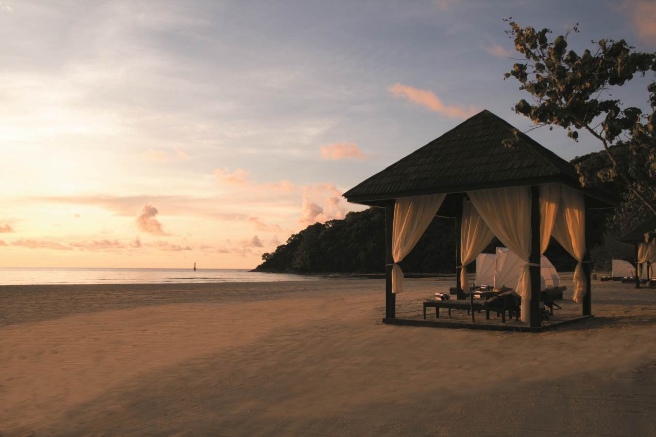 Beach Cabana - Shangri-La Rasa Ria