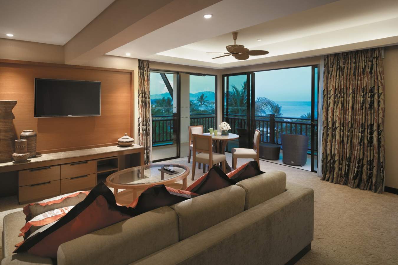 Garden Wing, Executive Suite Lounge - Shangri-La Rasa Ria