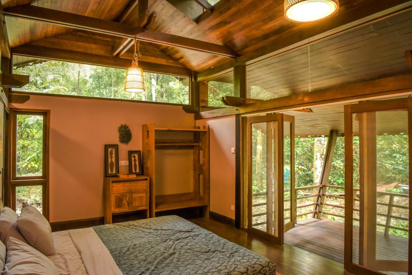 Villa Bedroom - Sukau Rainforest Lodge