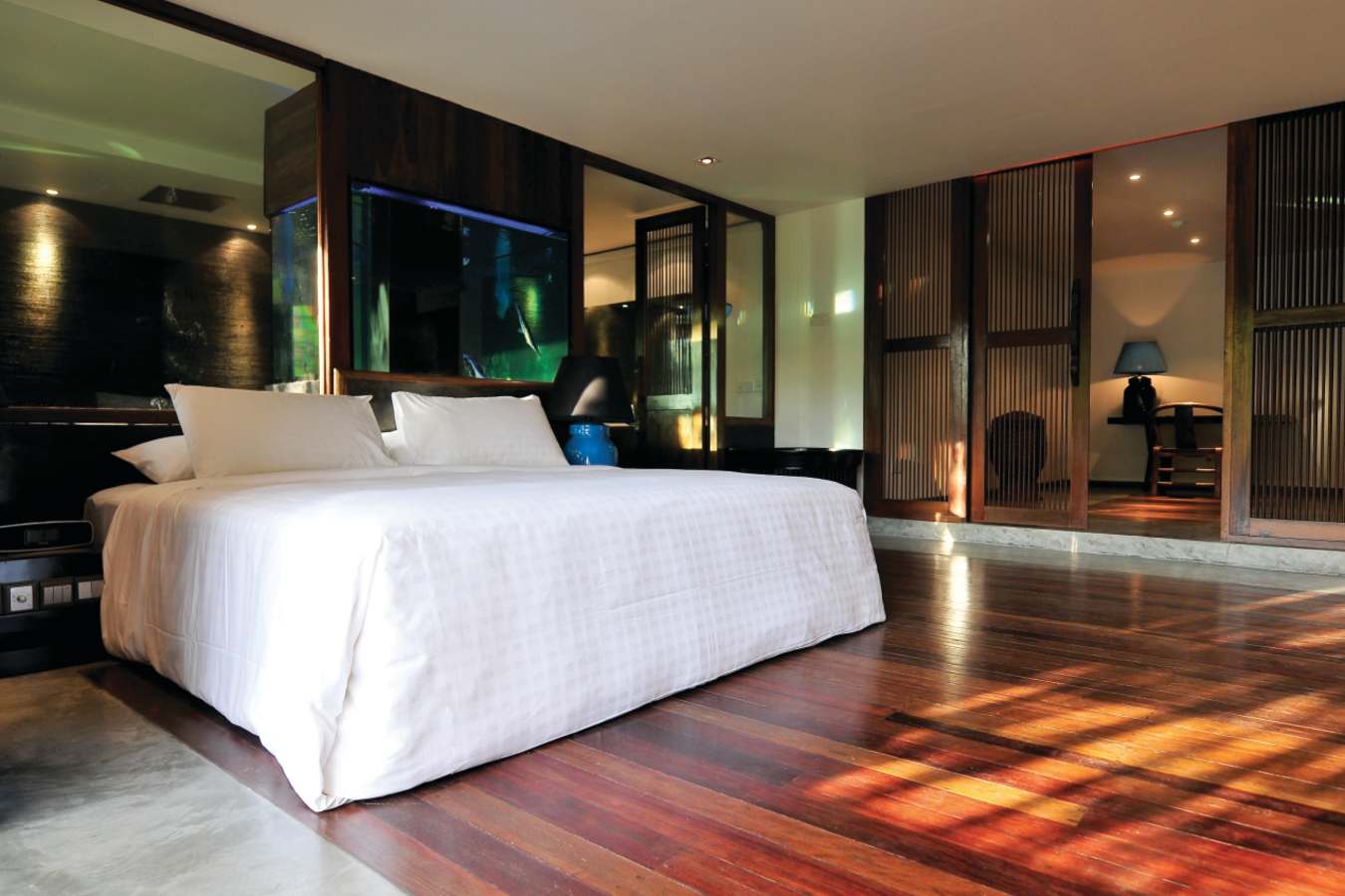 Luxe Crib Room - Villa Samadhi