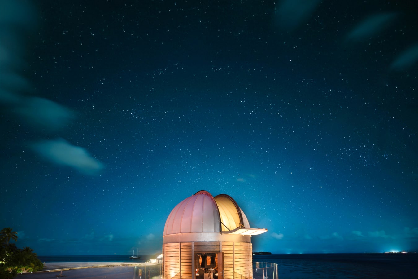 SKY Overwater Observatory at Anantara Kihavah Mald