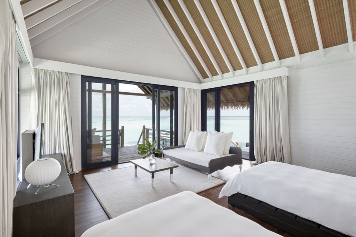Water VillaSecon bedroom