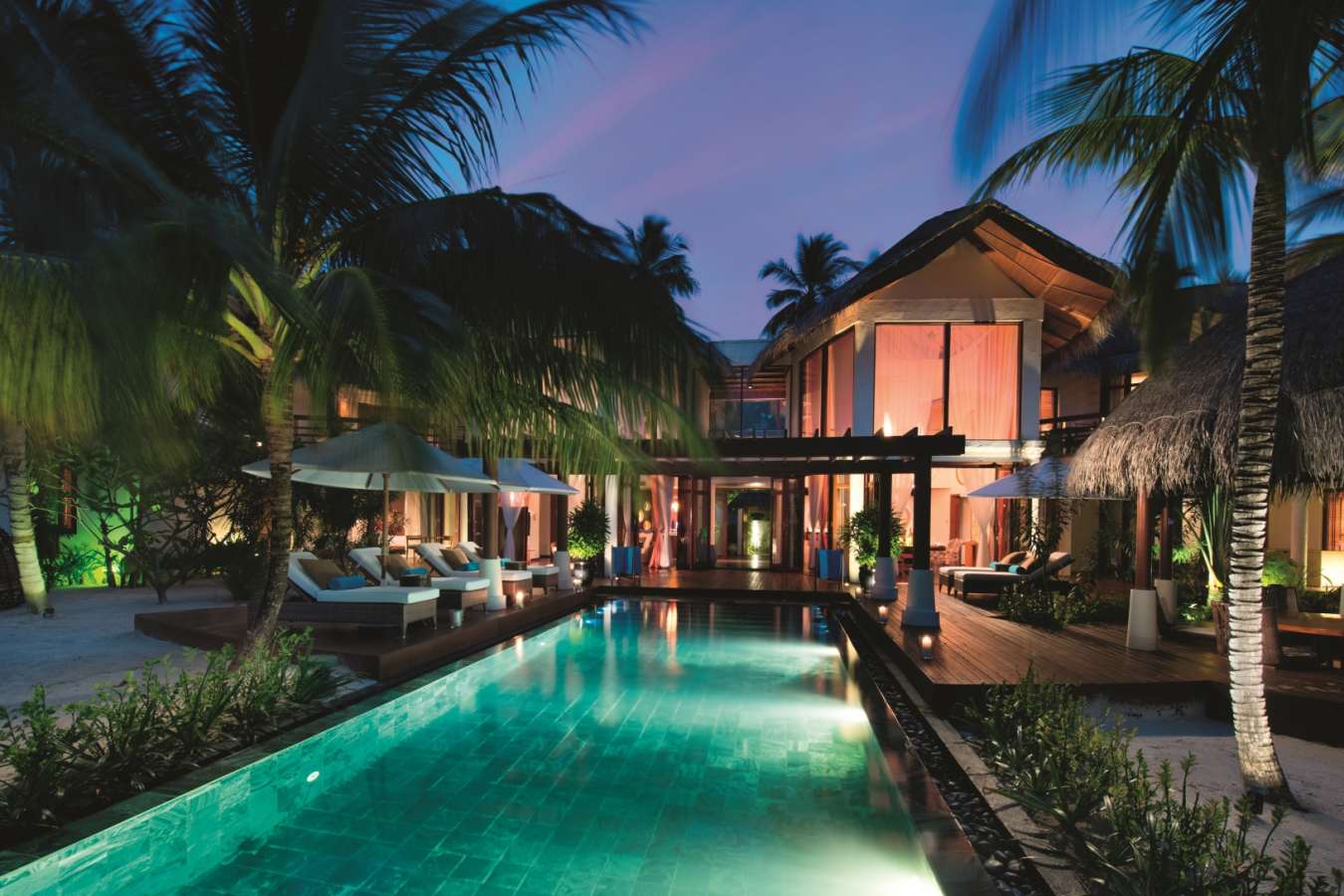 Presidential Villa - Constance Halaveli Resort