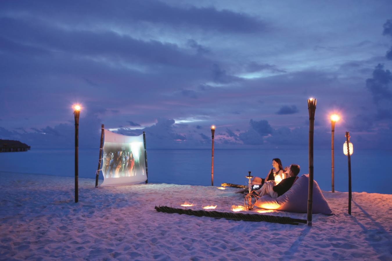 Beach Cinema - Constance Moofushi