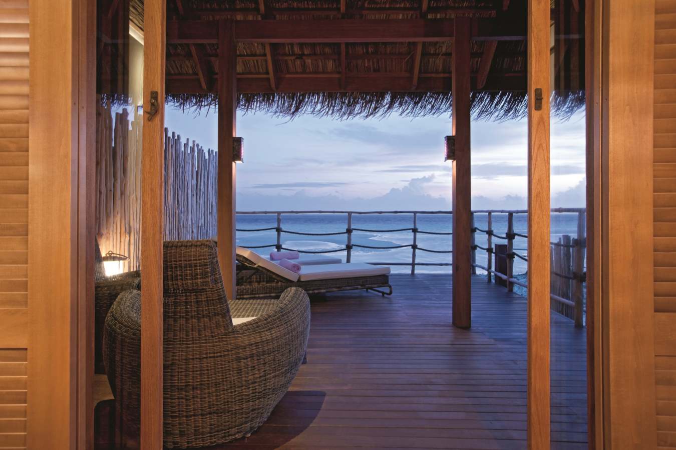 Senior Water Villa - Constance Moofushi