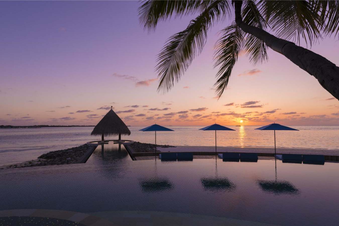 Sunset - Four Seasons Resort Maldives at Kuda Huraa