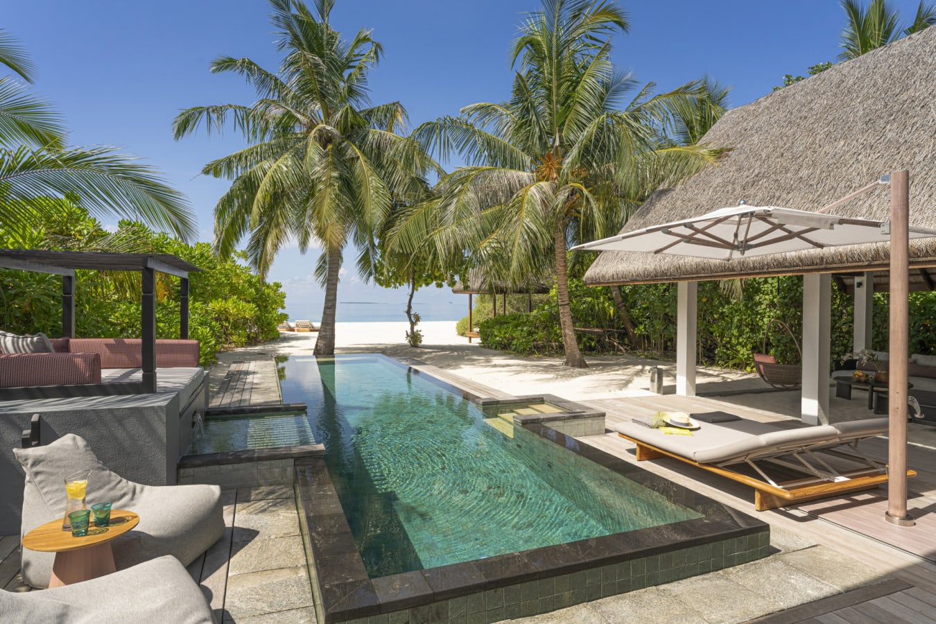 Beach Villa with Pool 