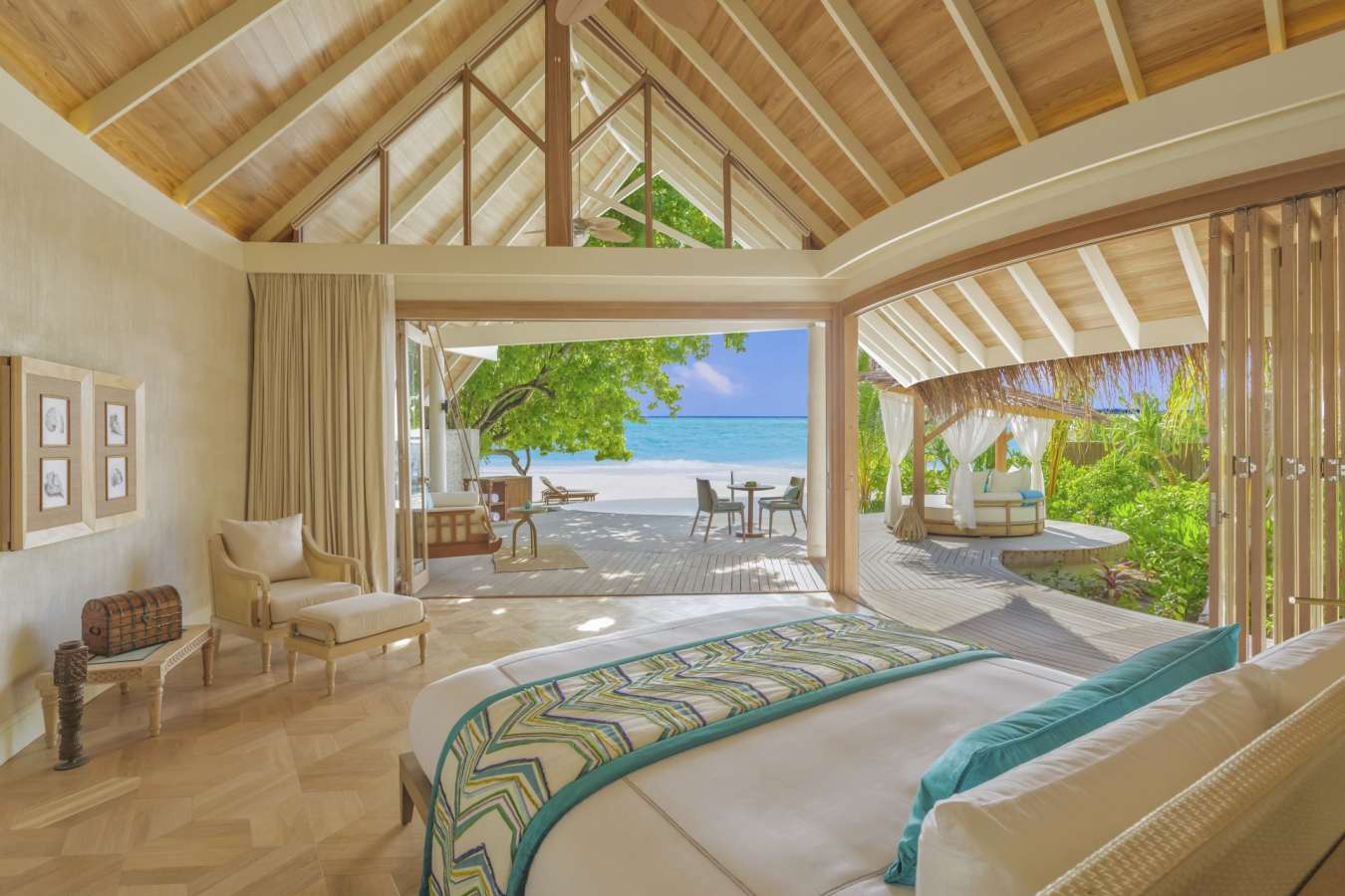 Beach Pool Villa Interior - Milaidhoo