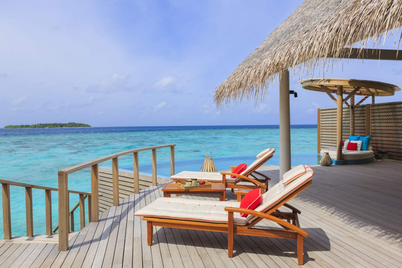 Water Pool Villa Sundeck - Milaidhoo