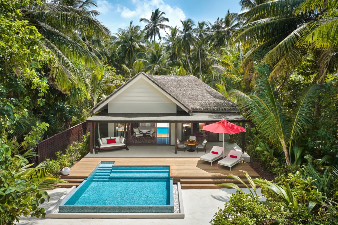 Deluxe Family Beach Pool Villas  