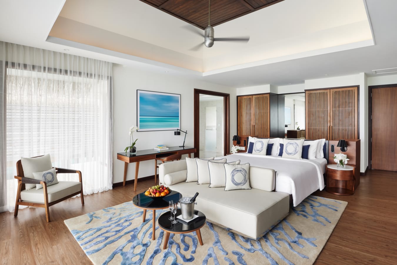  Over Pool Villa Bedroom 