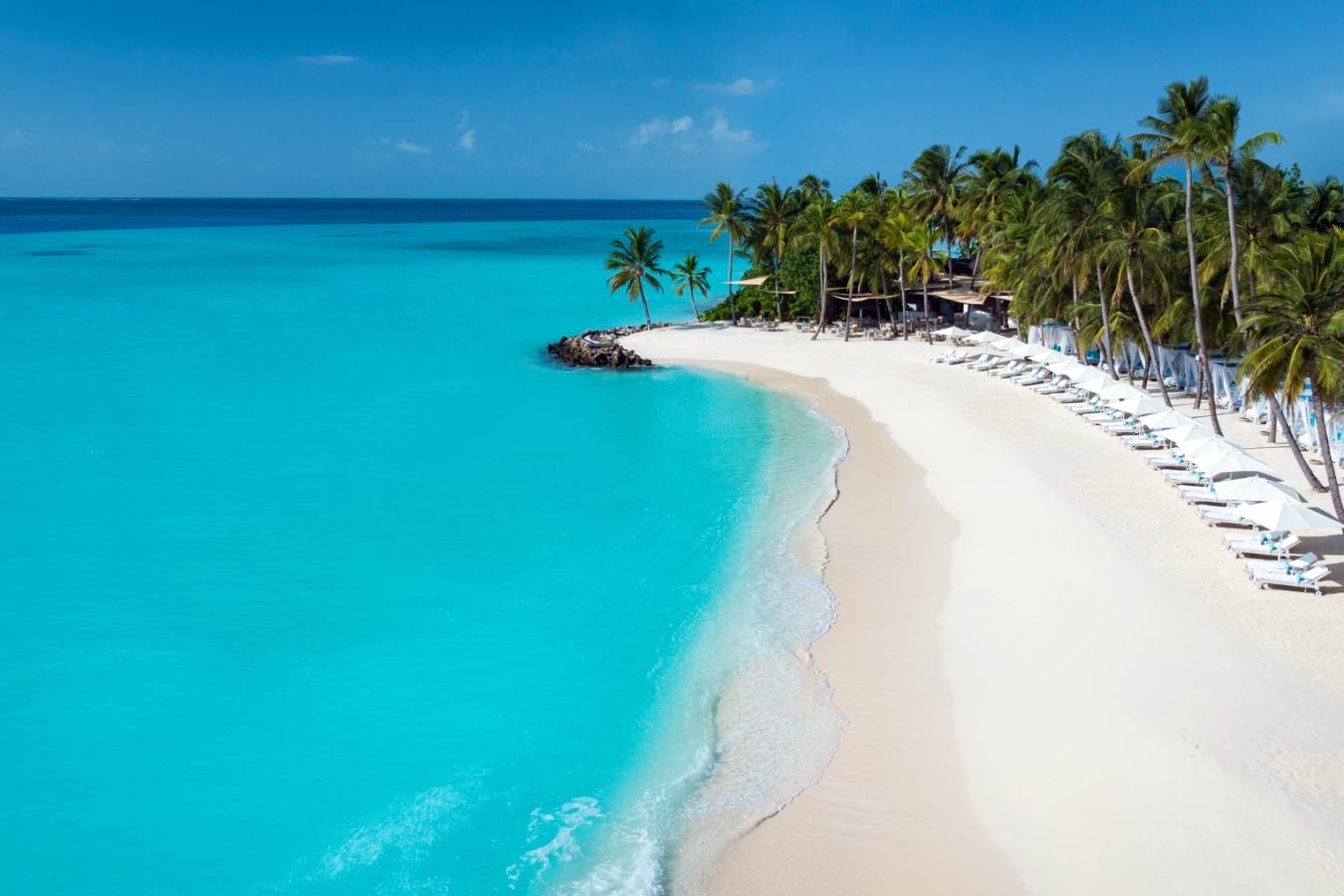 Club One Beach Club - One&Only Maldives At Reethi Rah Island