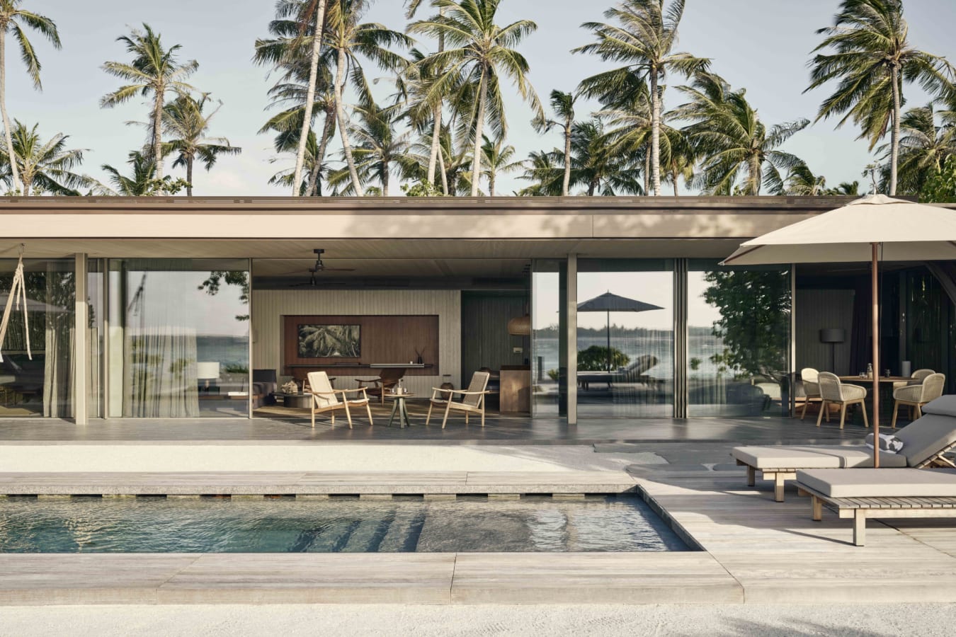 VILLATWO-BSUNSETBEACHPOOL