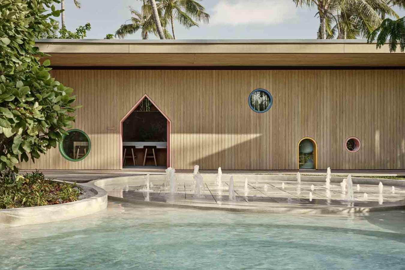 FOOTPRINTKIDS-CLUBOUTDOORPOOL