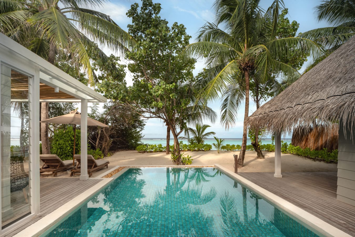 Deluxe Beach Villa with Pool exterior 