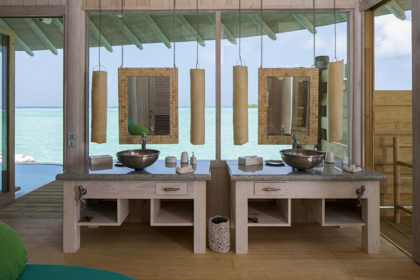 Overwater Villa Outdoor Bathroom - Soneva Jani