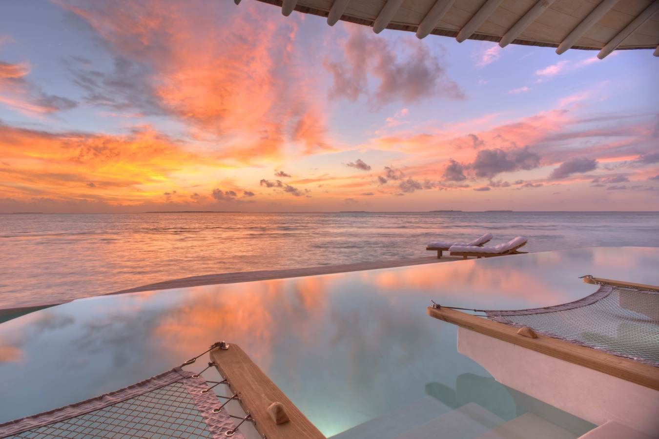 Sunset - Soneva Jani