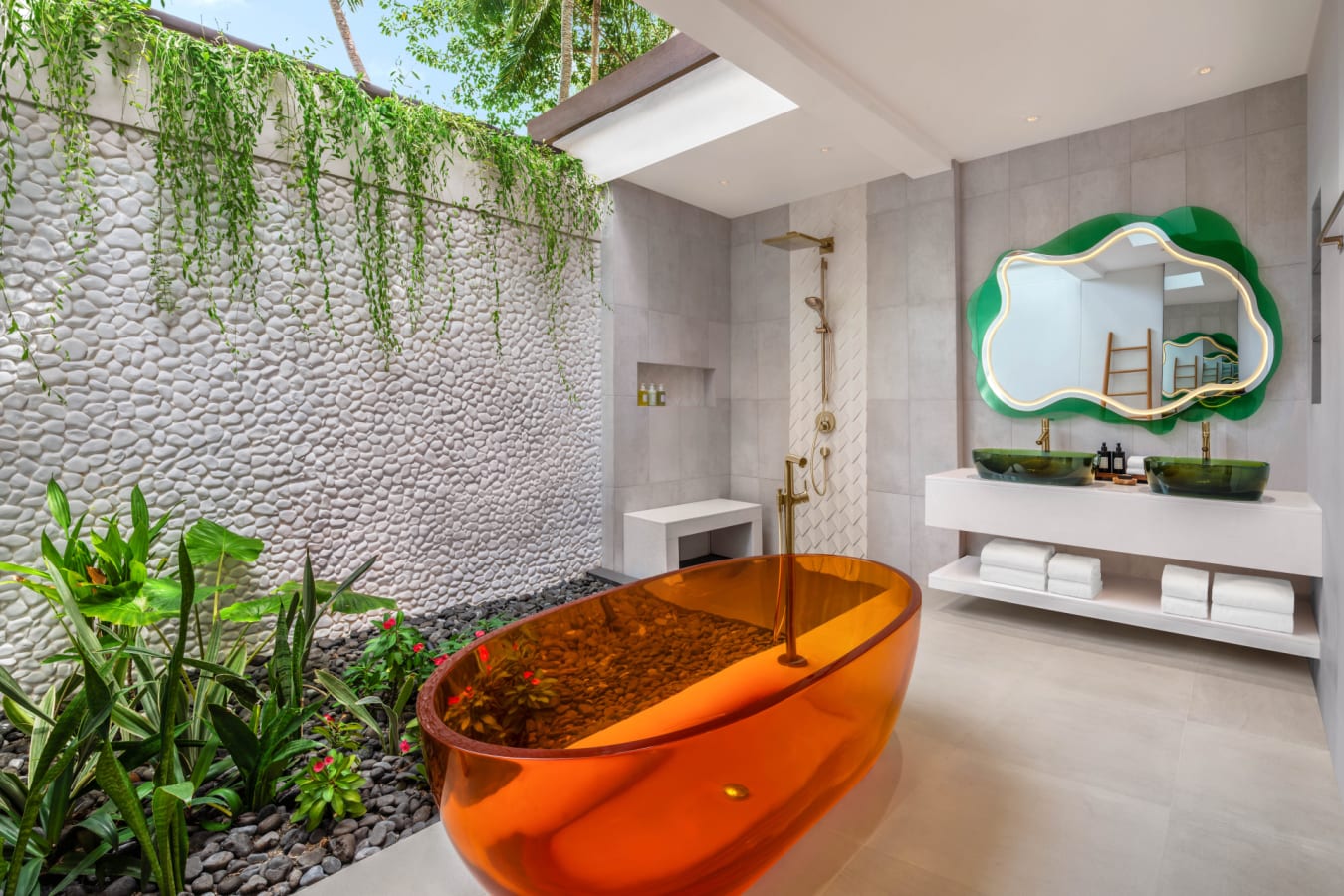 BeachVillaBathroom