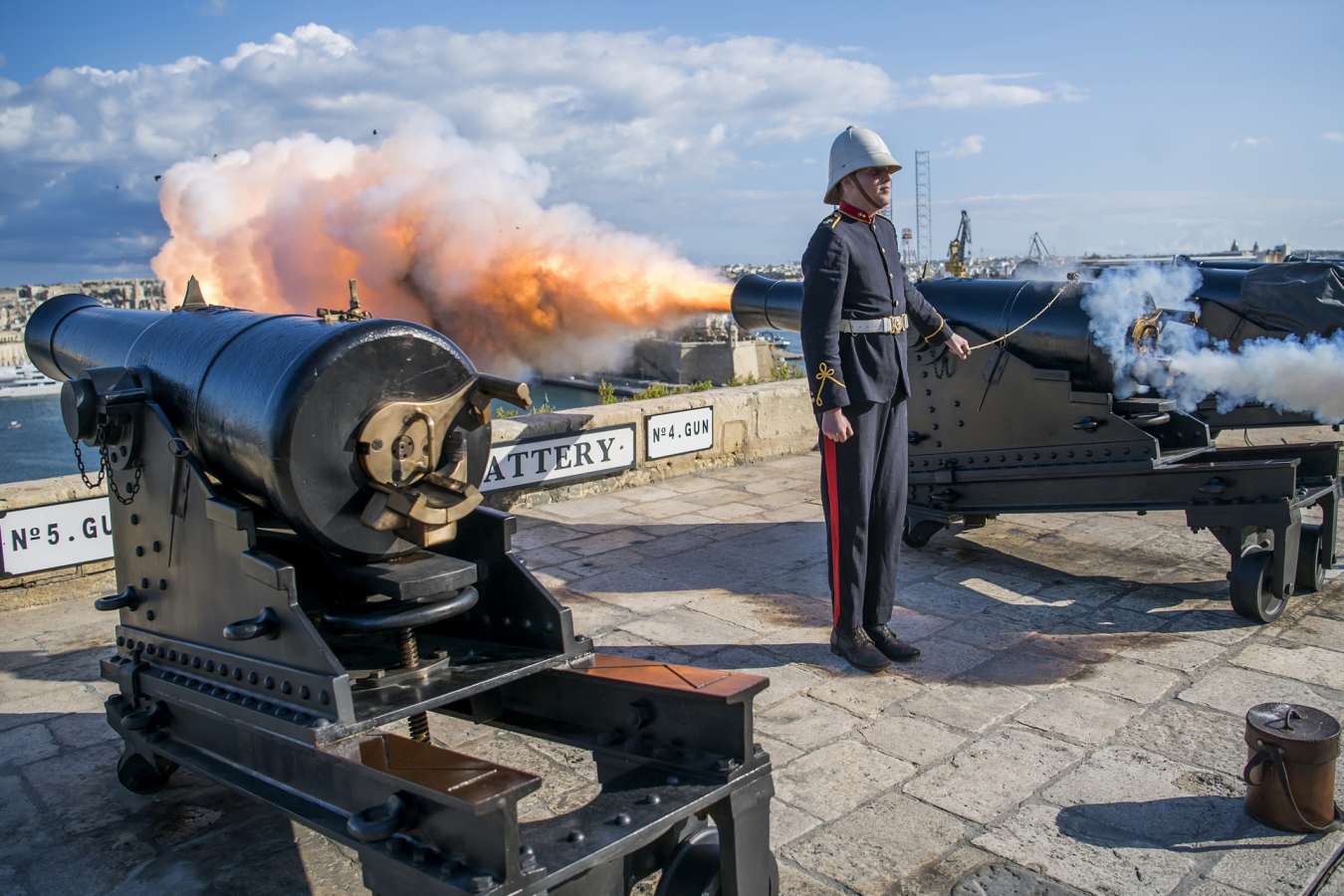 Saluting Battery Full Gun Salute