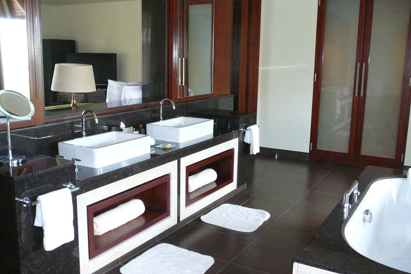 Bathroom - Four Seasons Resort Mauritius at Anahita