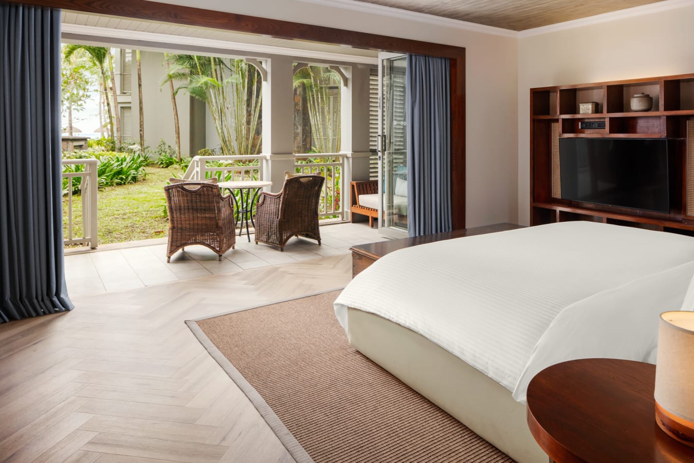 Junior Suite King View
