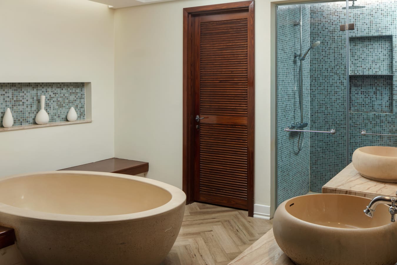 Junior Suite King Bathroom