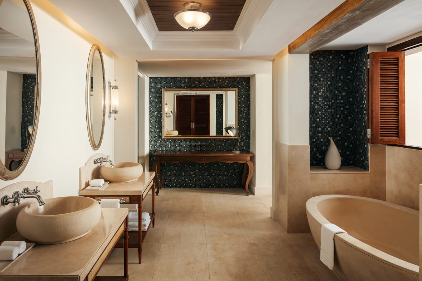 lemorne beach accesssuite bathroom