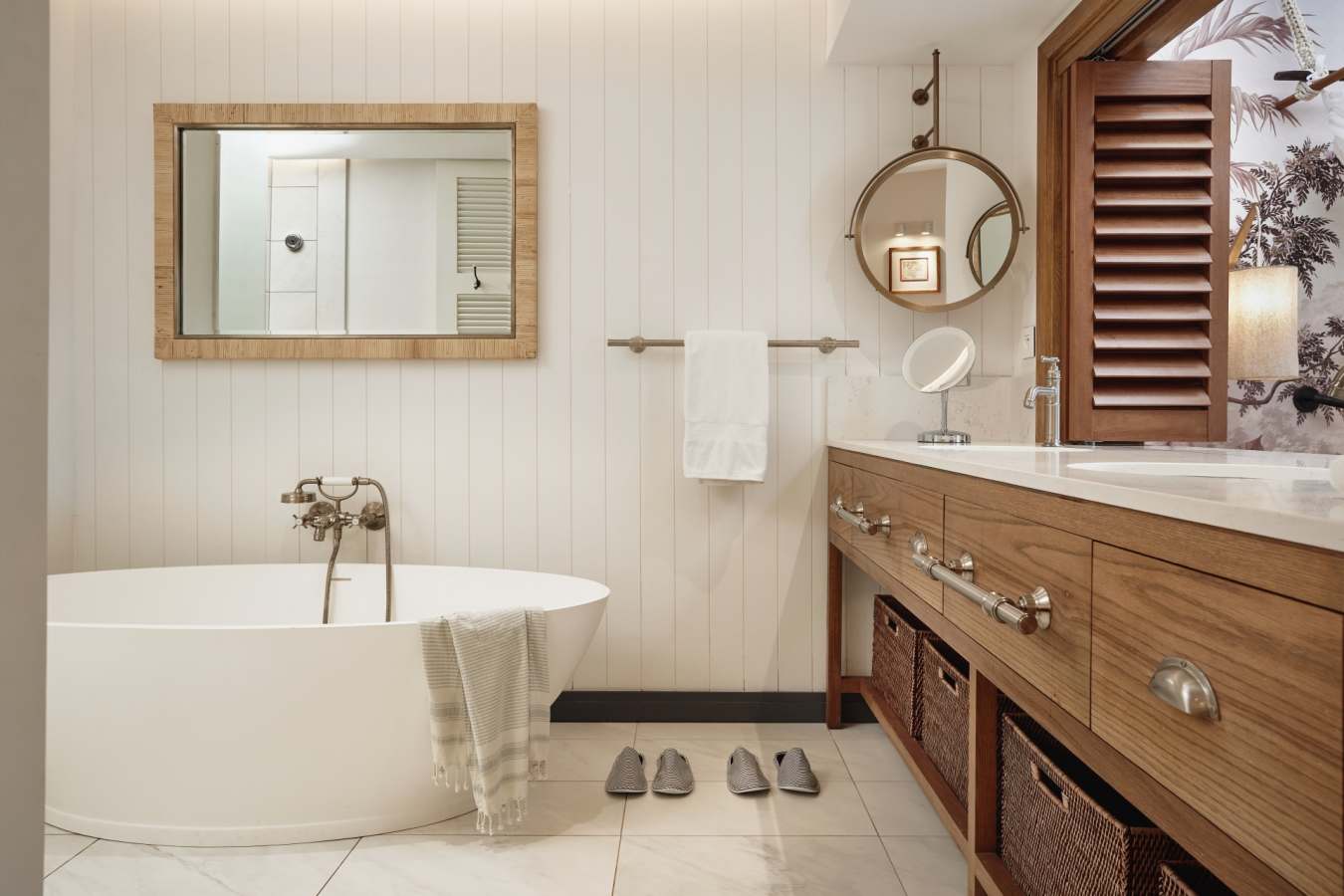 Prestige Junior Suite Bathroom - Paradise Cove Hot