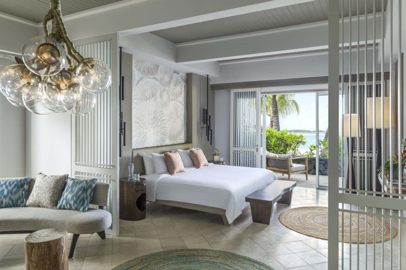 Shangri-La Suite Bedroom