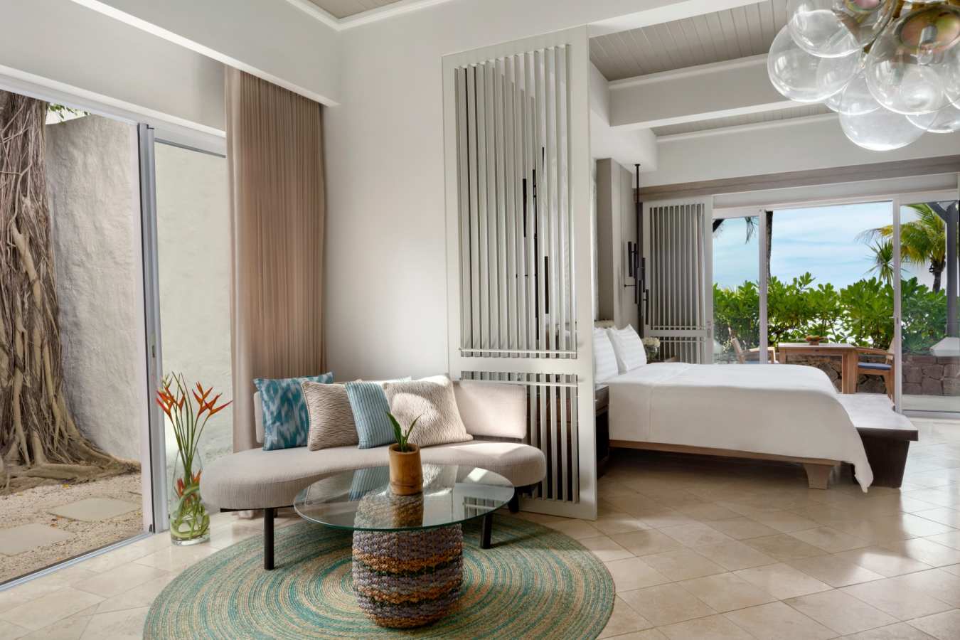 Shangri-La One Bedroom Suite Living Area