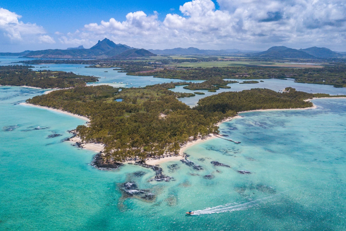 Aerial of Ilot Mangenie private islan 