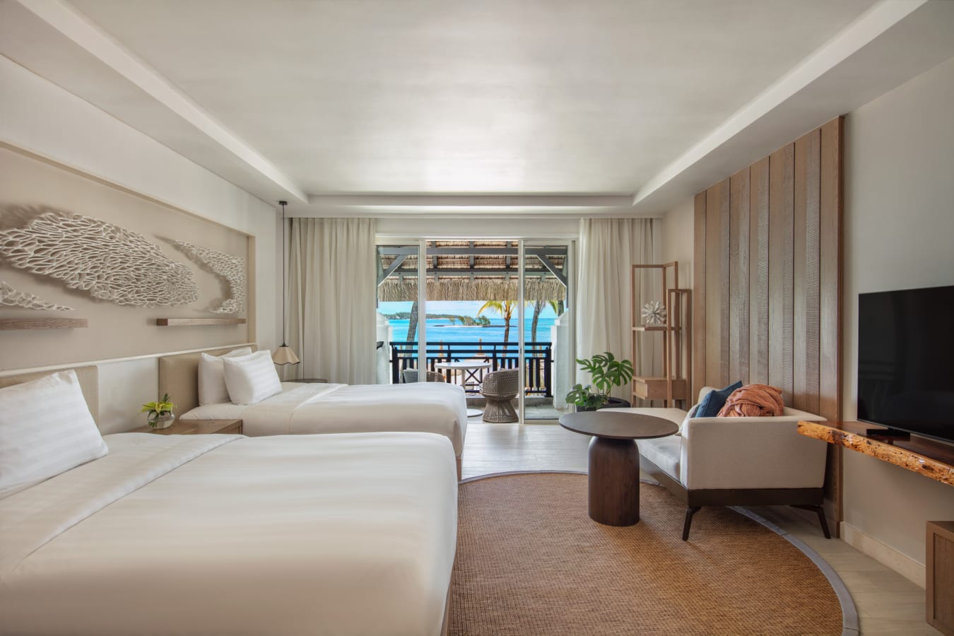 Hibiscus Family Ocean View Room 1 