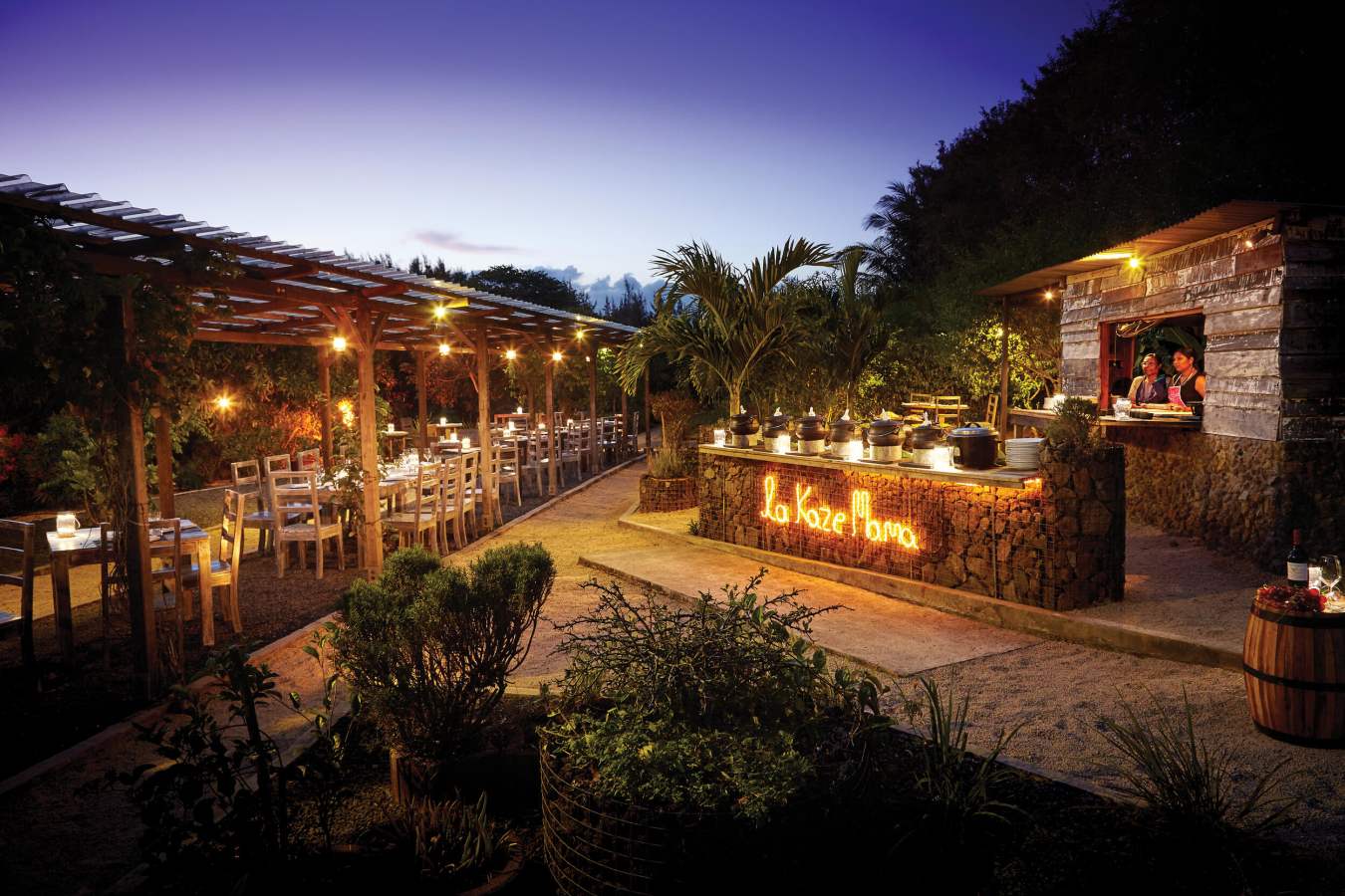 La Kaz Mama Entrance 