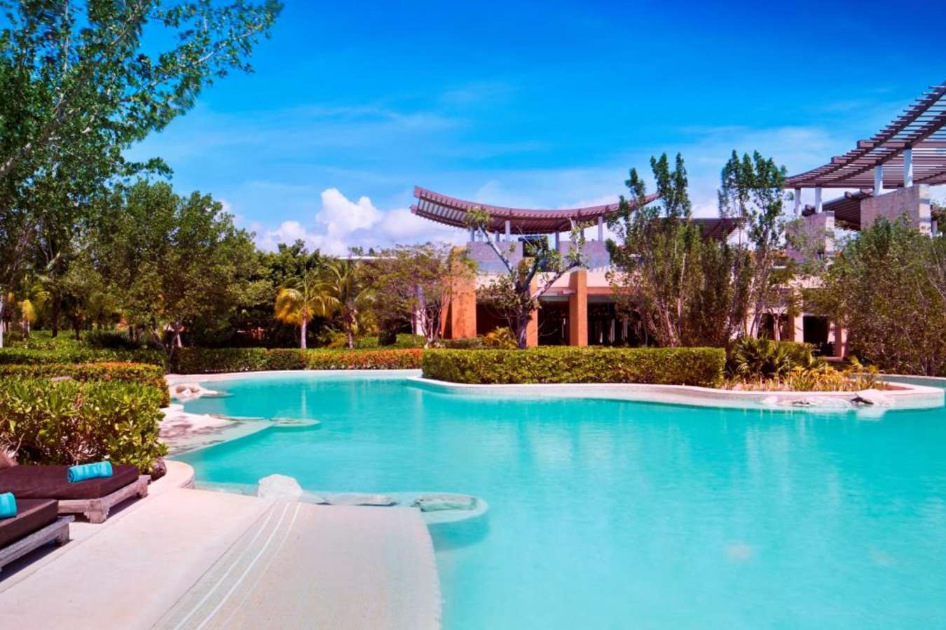 Reflections swimming pool - Banyan Tree Mayakoba