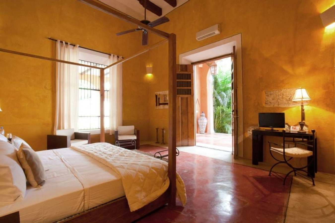 Guestroom - Hacienda Merida VIP
