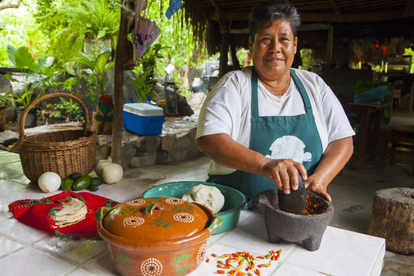 Learn about local cuisine - Hotel Guaycura