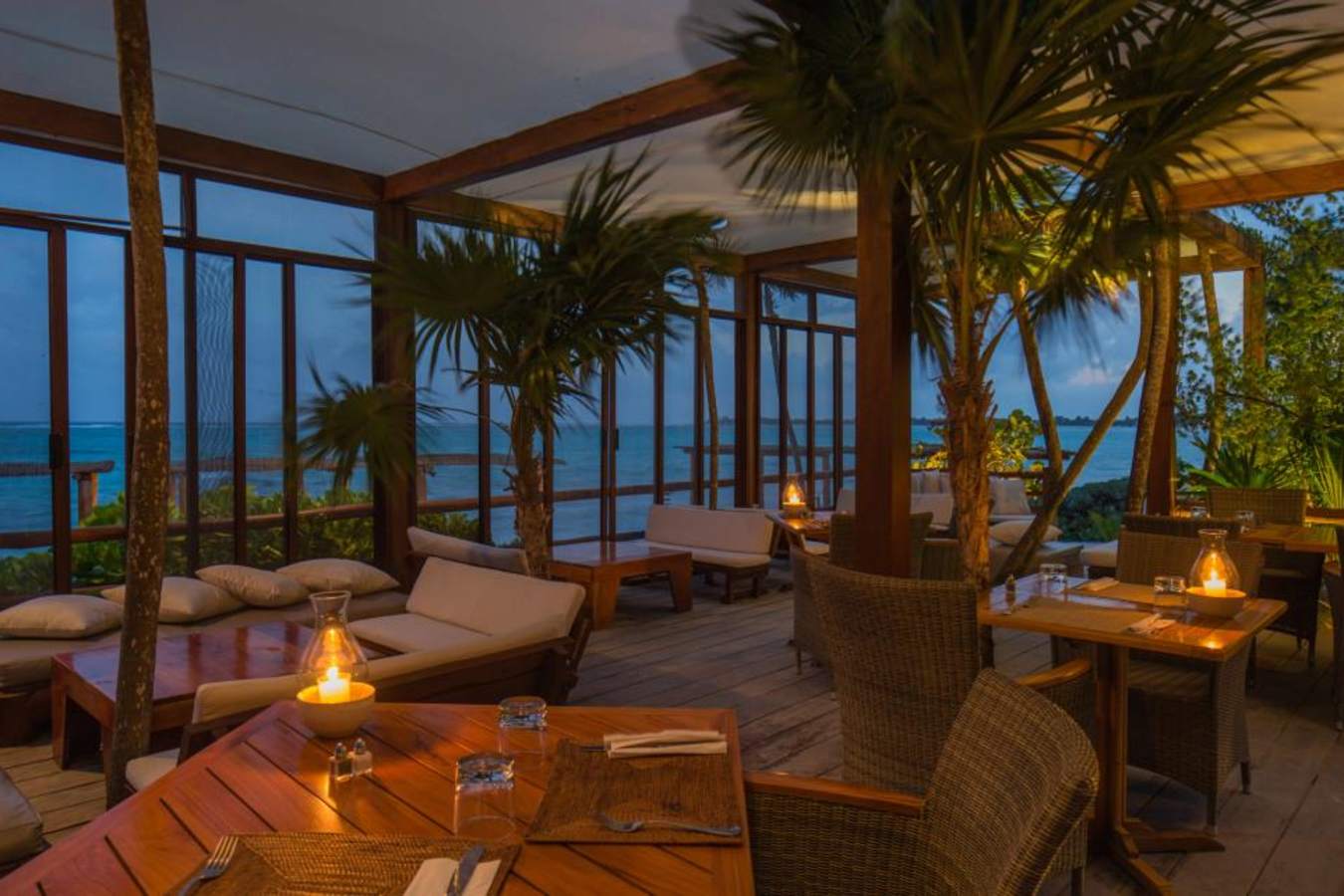 Outside dining - Jashita