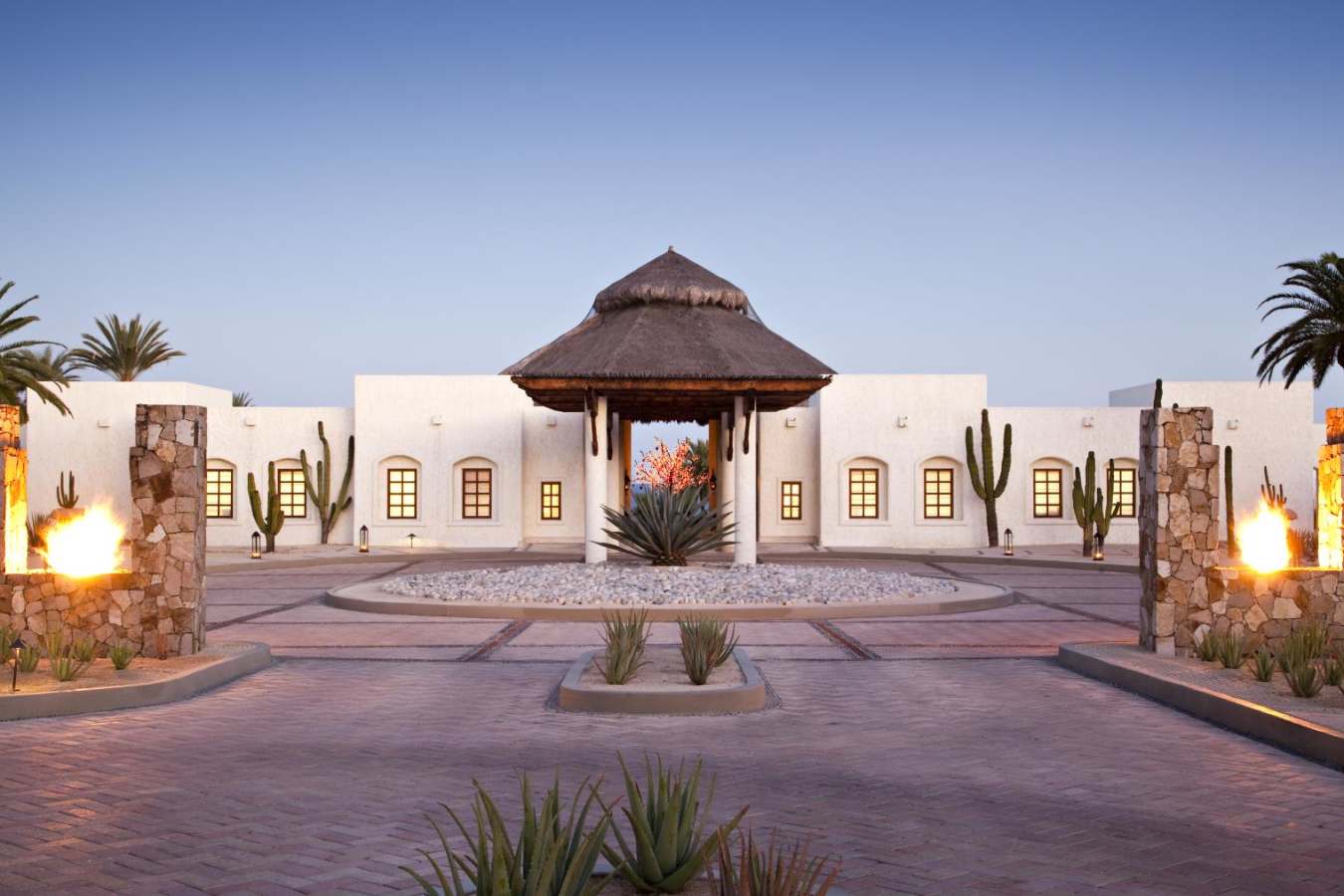 Entrance - Las Ventanas al Paraiso