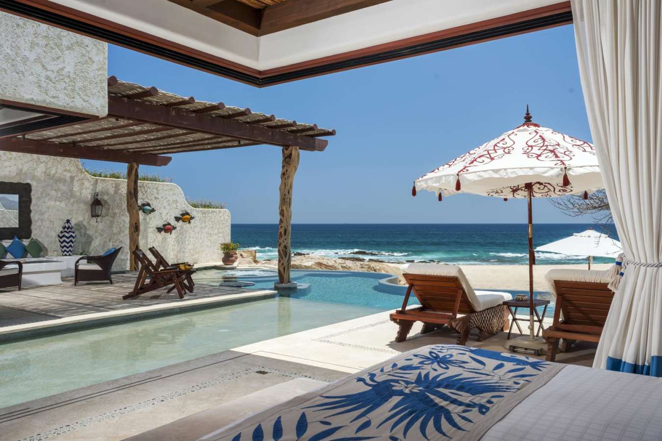 Beachfront Villa - Las Ventanas al Paraiso