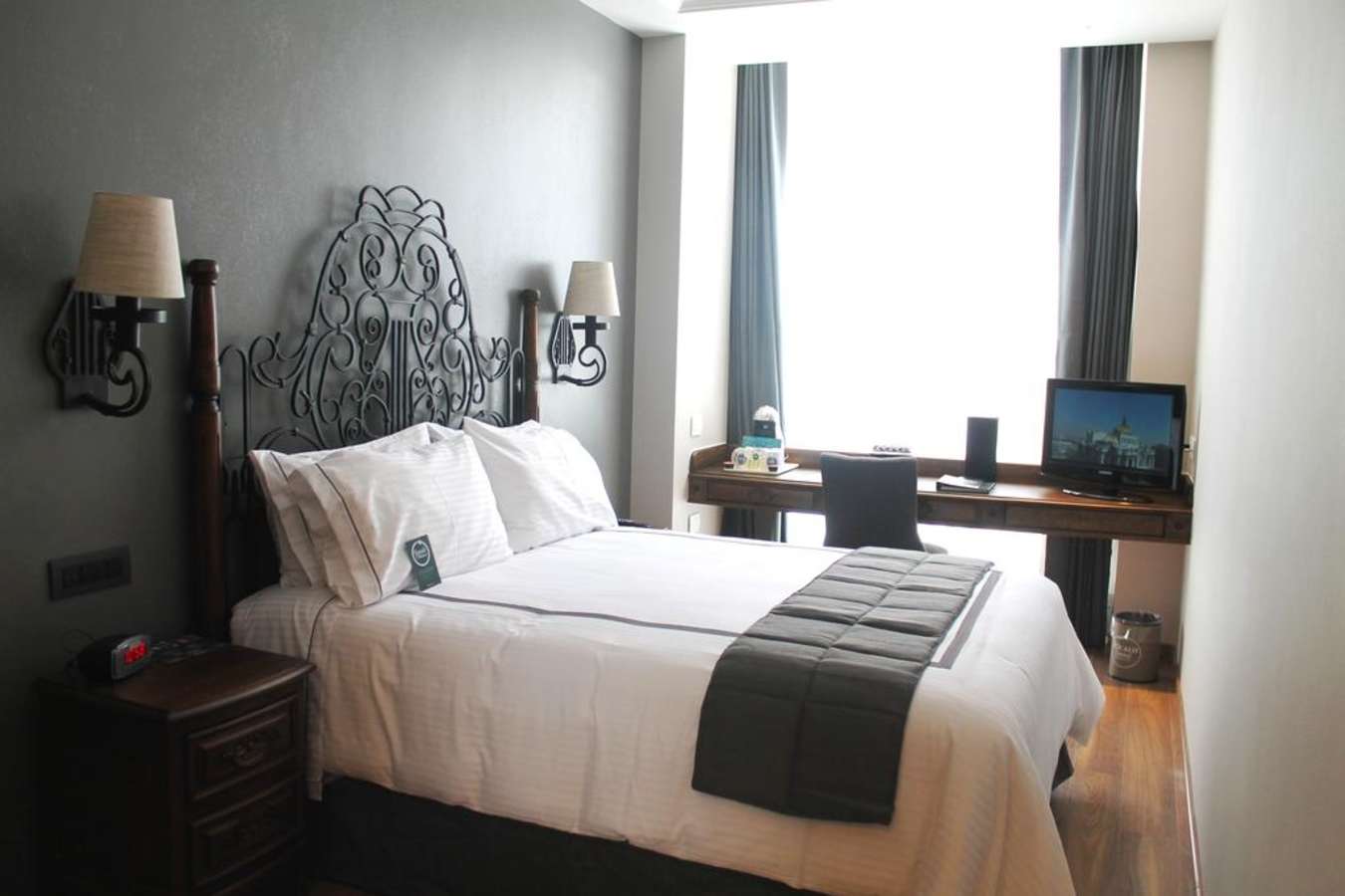 Zocalo Central Hotel