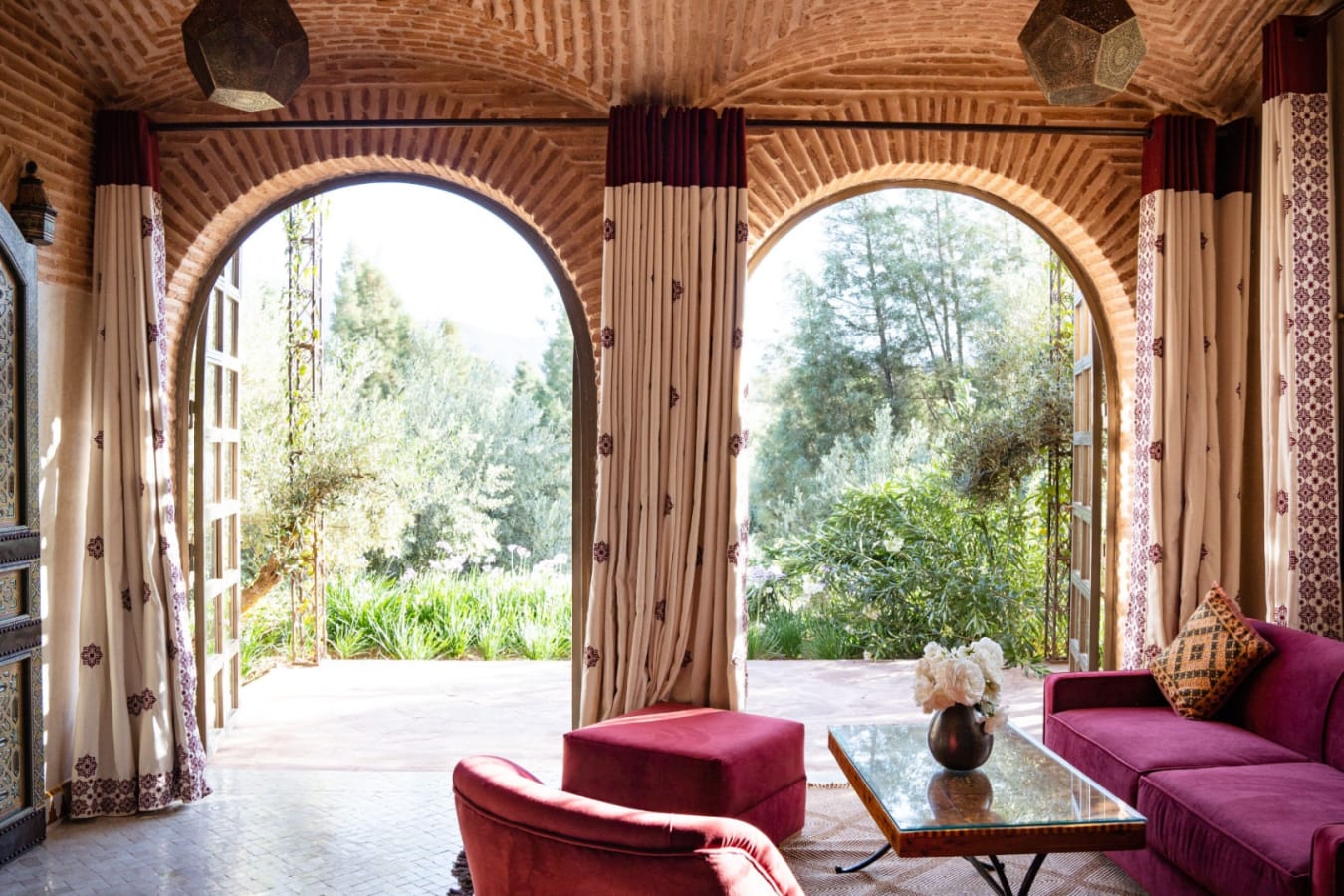 Seating Area - Olinto