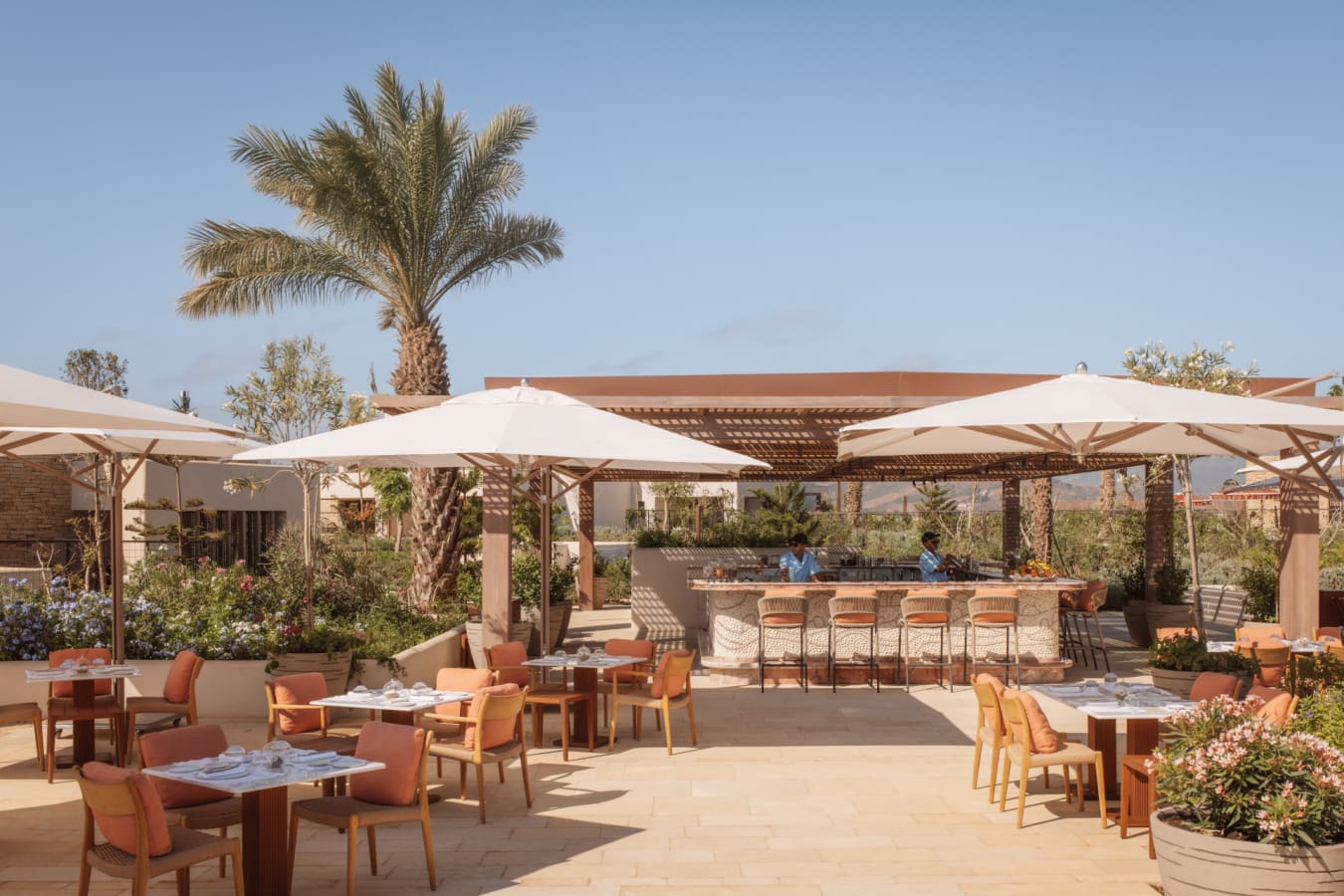 Outdoor lunch - Royal Mansour Tamdua Bay