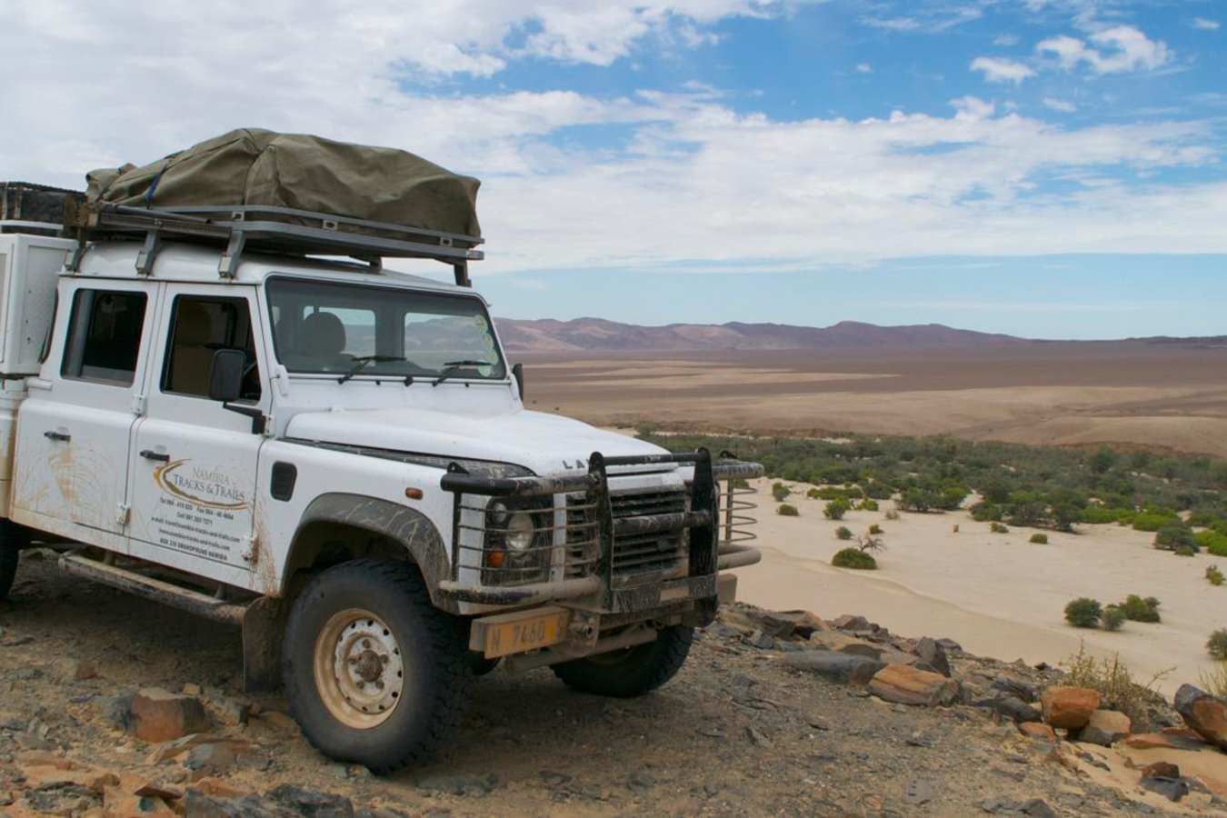 Customised 4x4 vehicle - Mobile Camping Safari