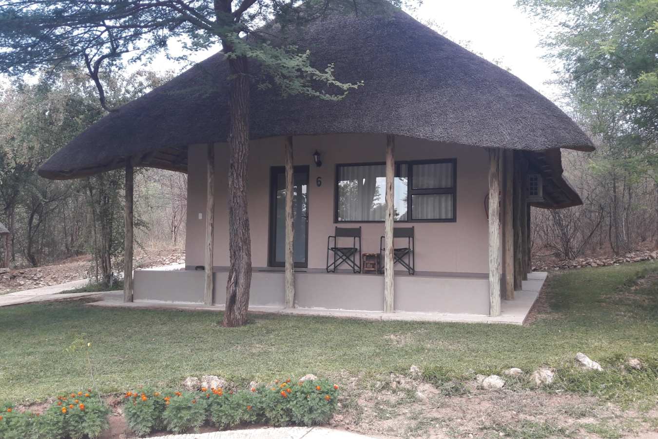 Chalet Exterior - Shametu River Lodge & Campsite