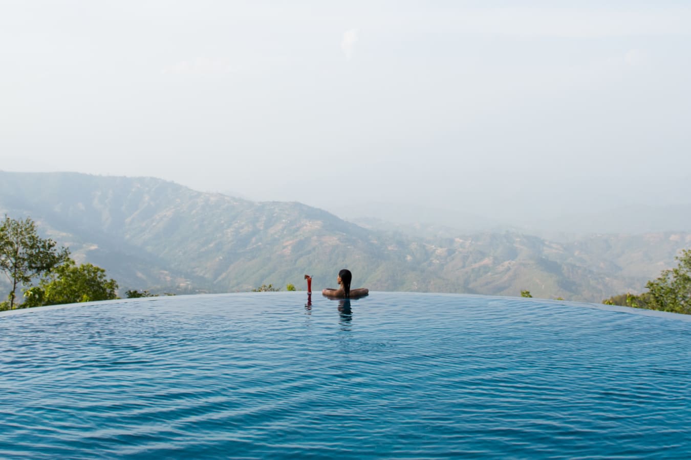 INFINITY POOL