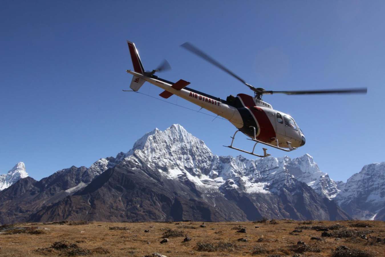 Helicopter in Everest - Ultimate Nepal by Helicopter