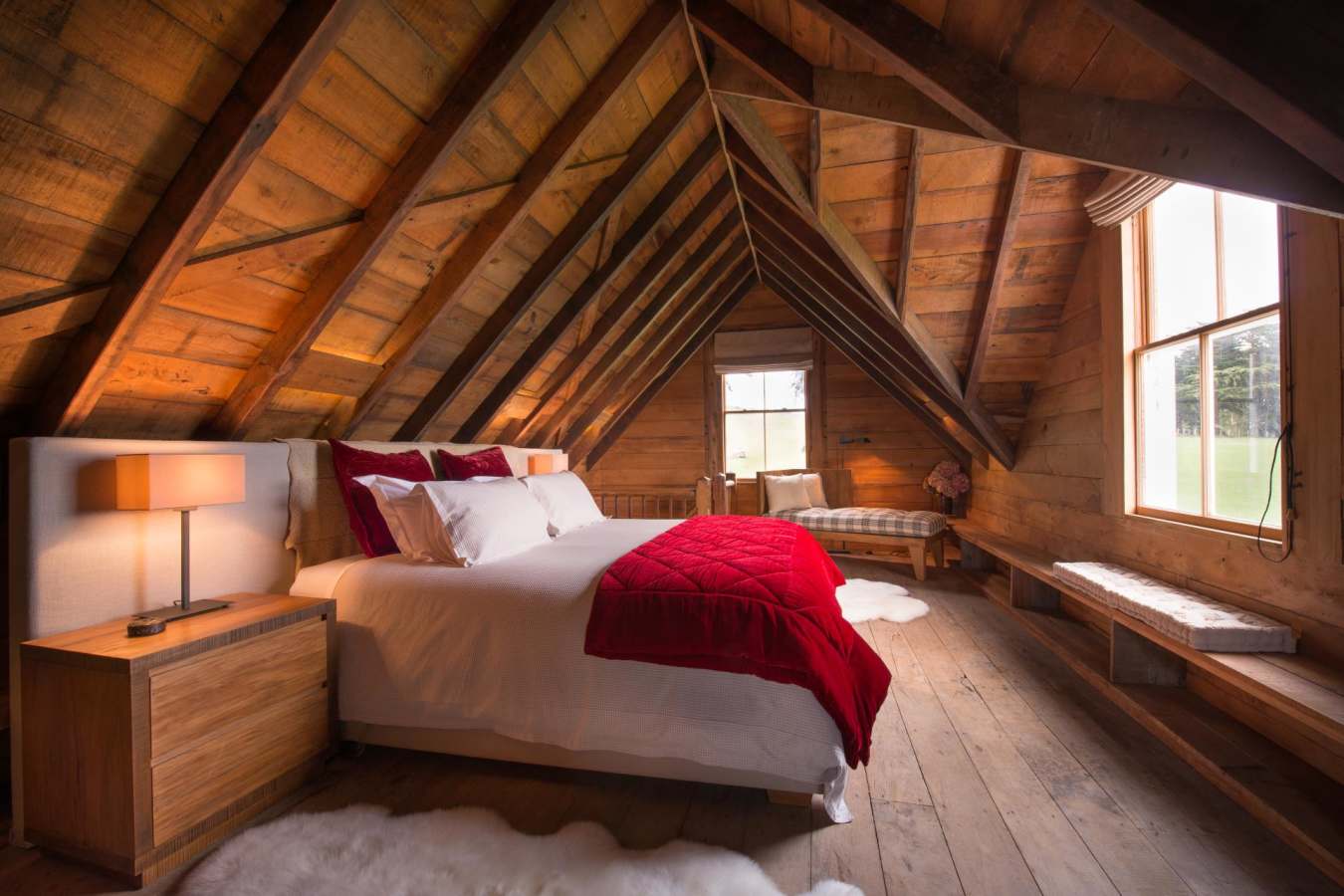 Shepherd's Cottage bedroom - Annandale